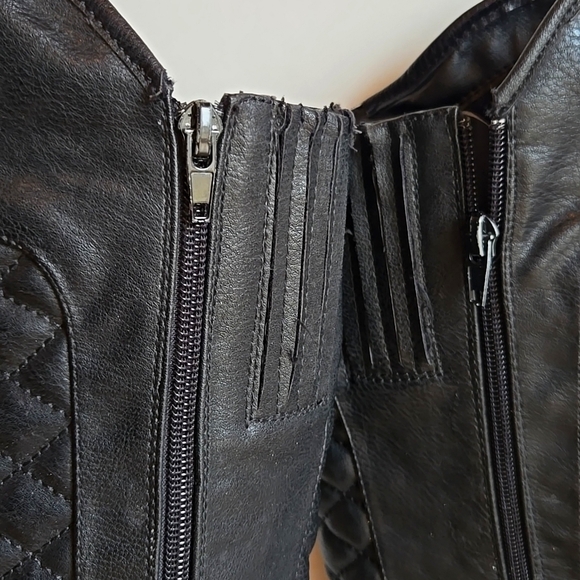 Black Calf quilted zip-up boots - Picture 5 of 5